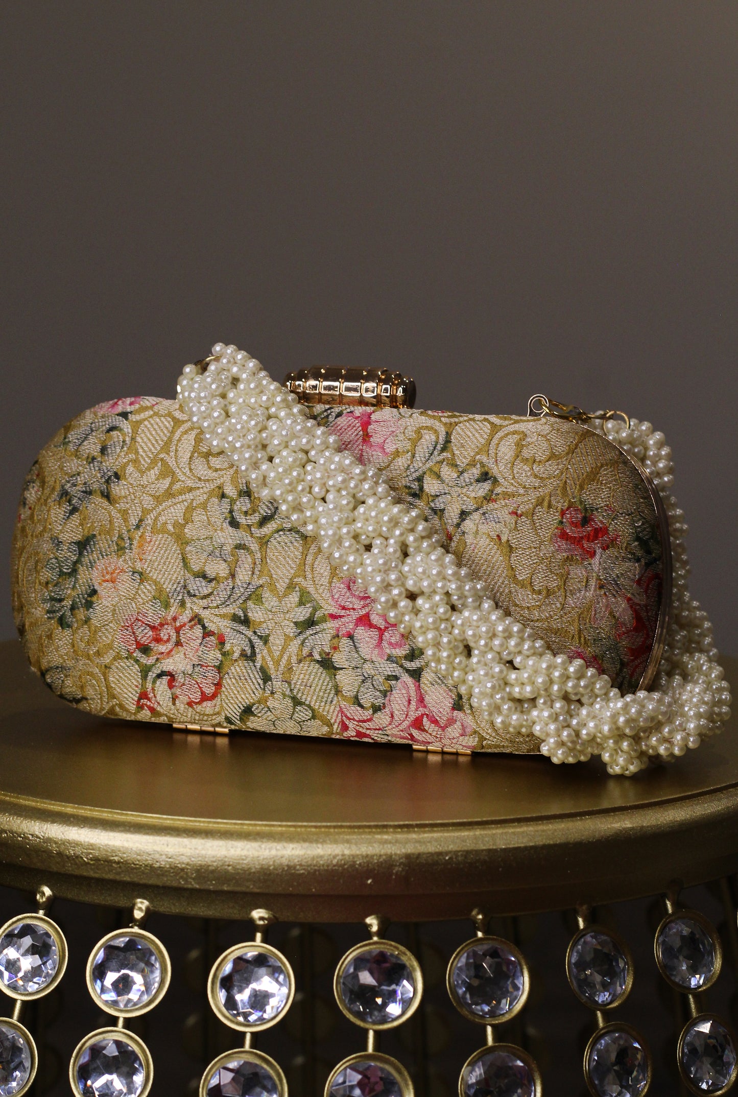 SOHA (PEARL HANDLE MISSING)