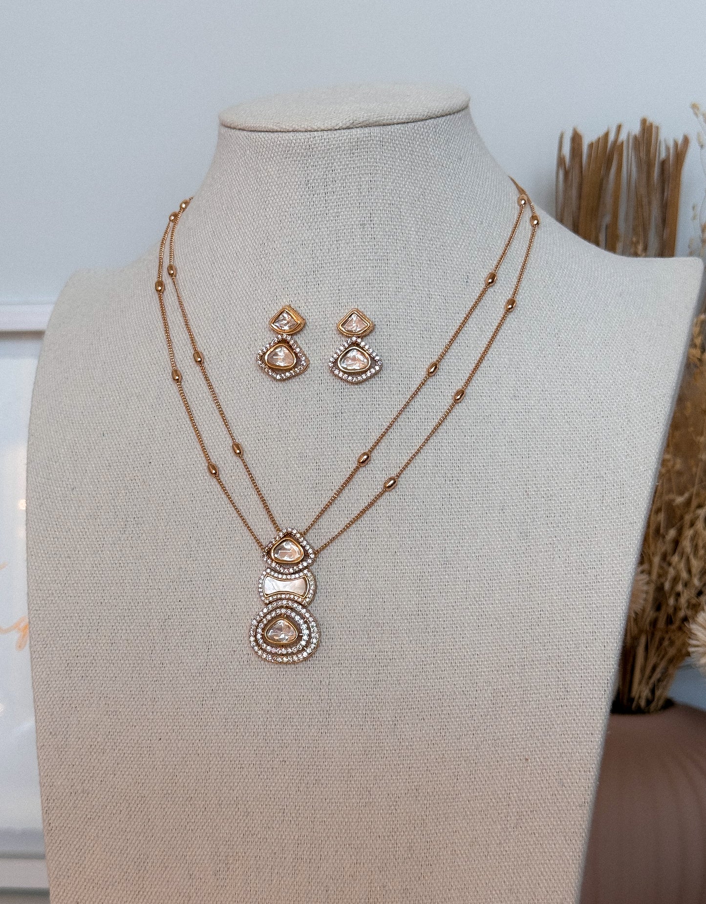 DAINTY NECKLACE SET - 48582