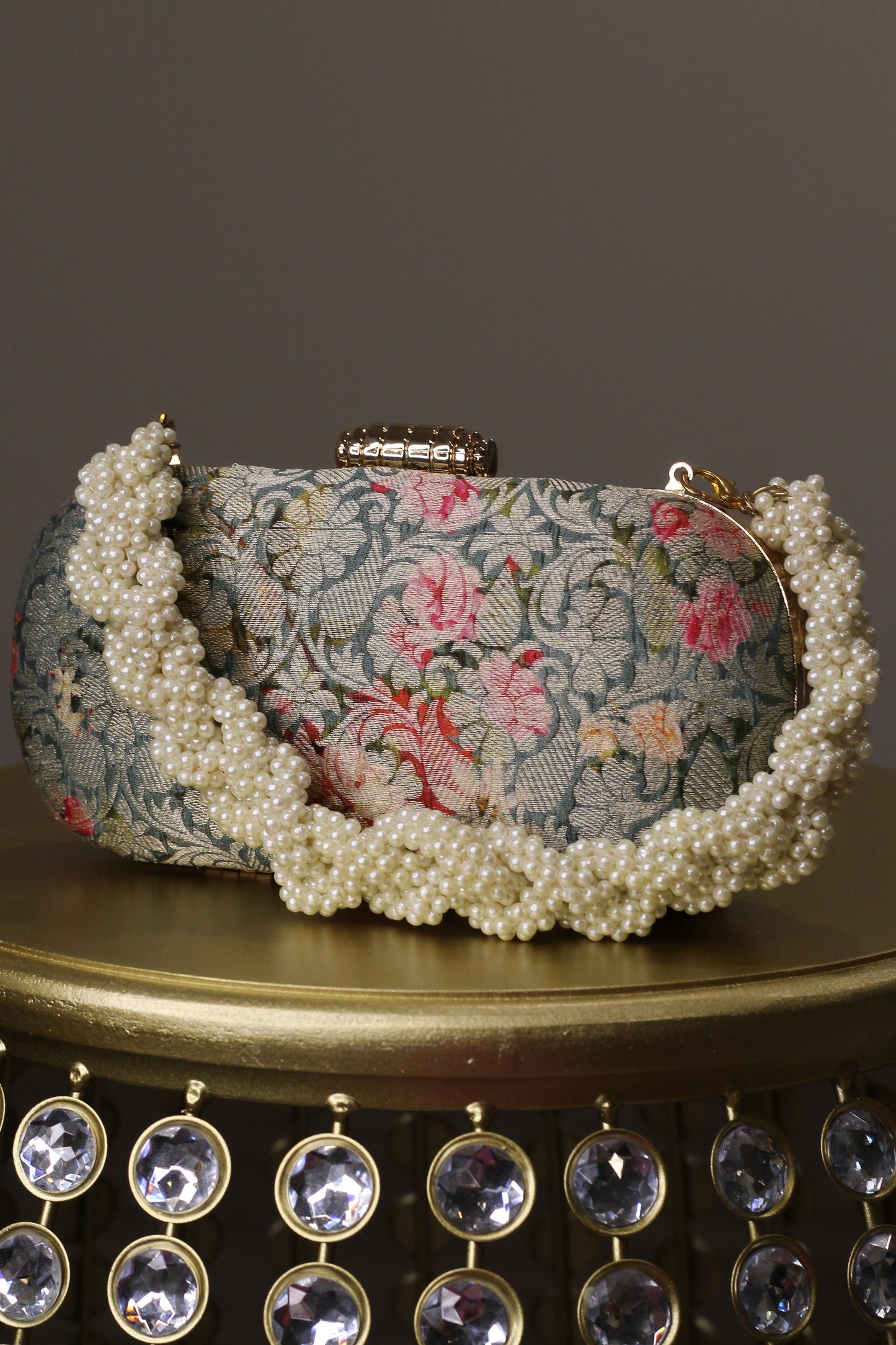 SOHA (PEARL HANDLE MISSING)