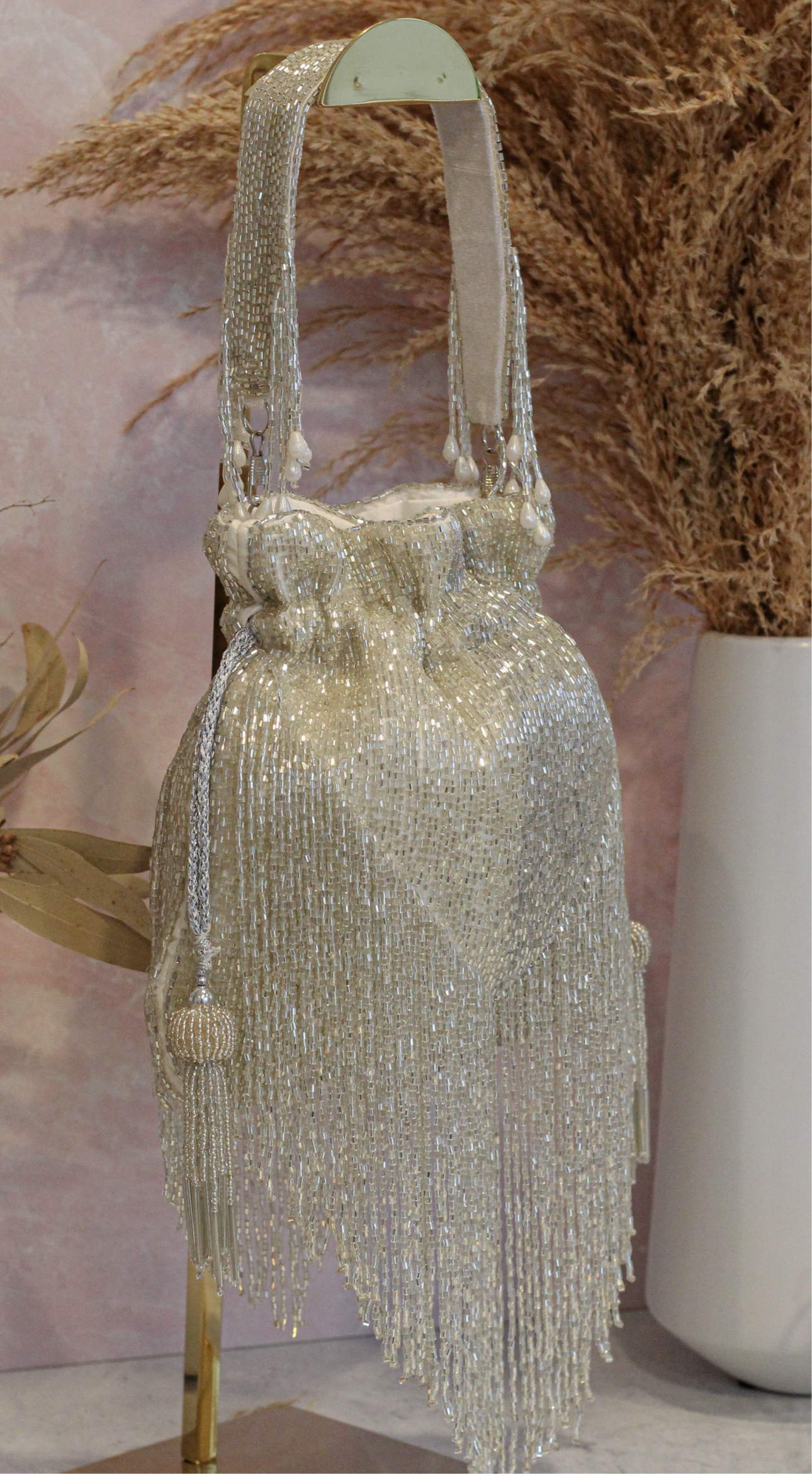 72911 - DISCOLORED BEADS