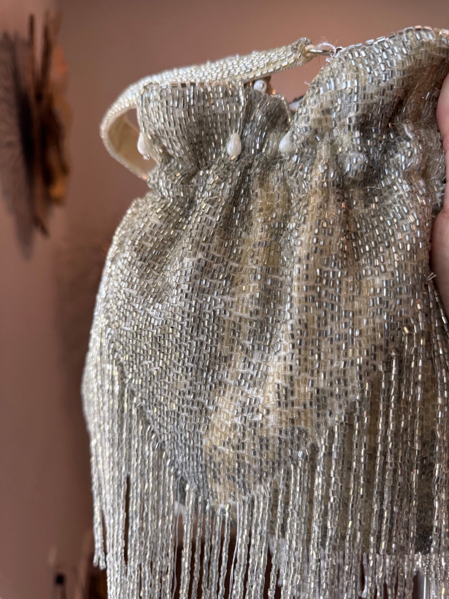 72911 - DISCOLORED BEADS