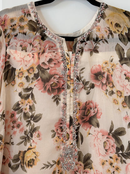 SAMPLE 8 - (SMALL - 38)